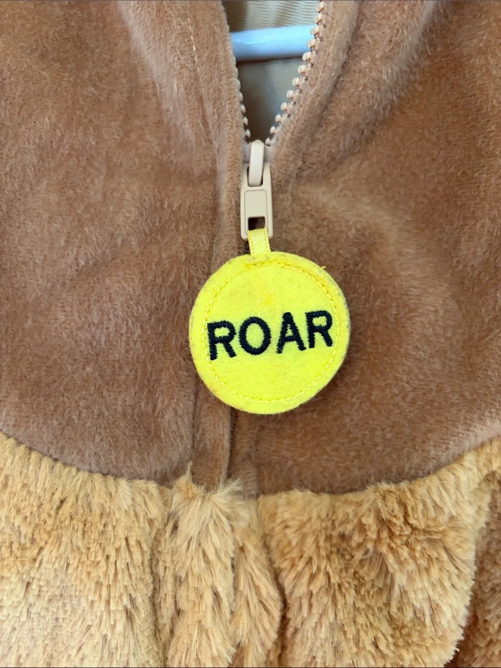 EUC 6-9m LION!! plush and “stuffed”! Lion Costume Vest with Hood - Brown